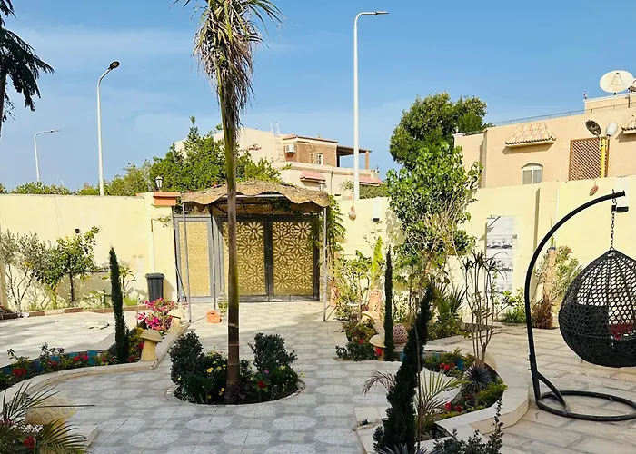 Alis Villa *